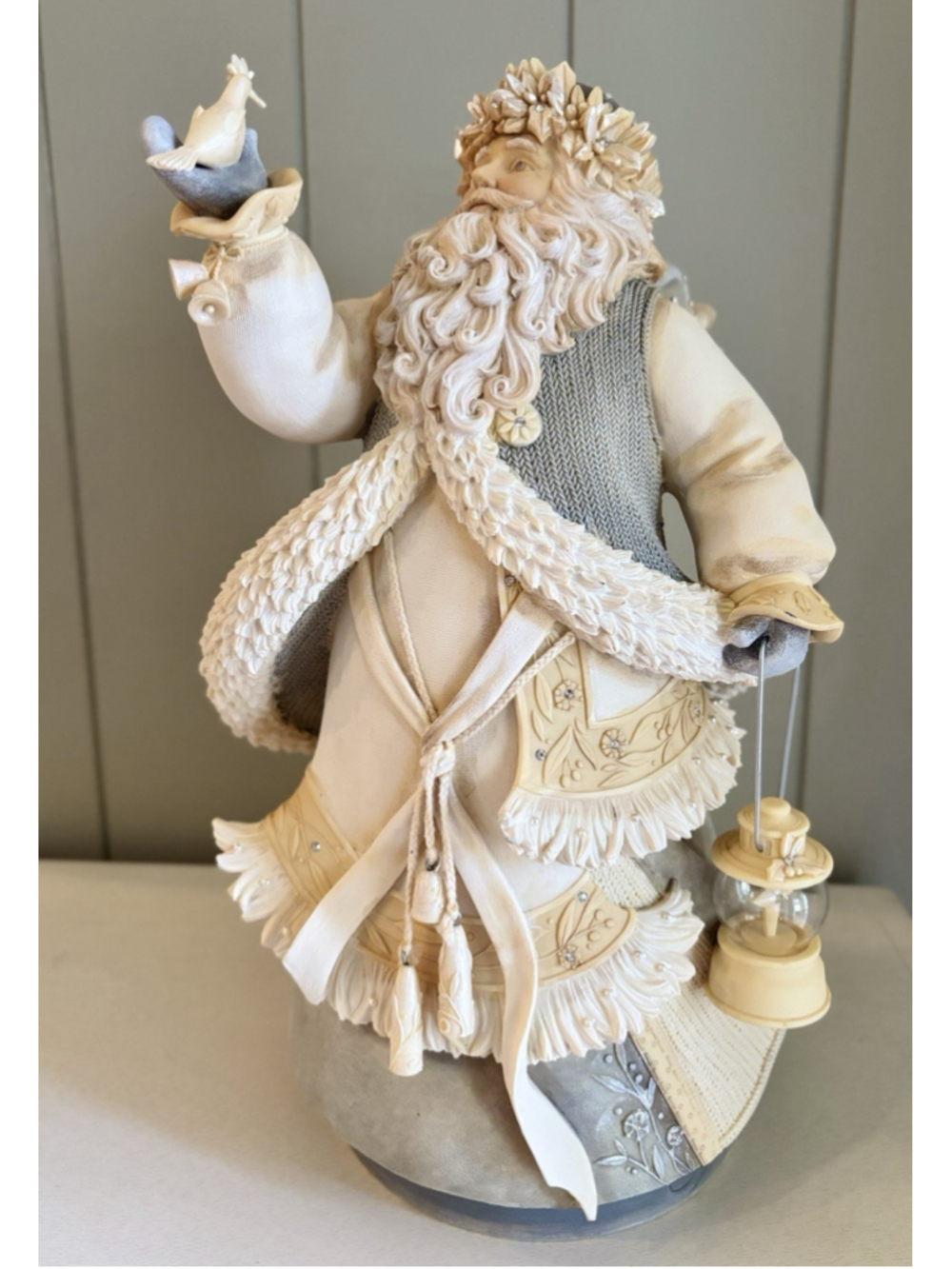 Enesco Masterpiece Santa 2012 Figure 4026889 Gift Of Peace 12.5” Retired READ